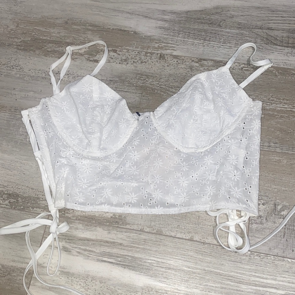 Superdown crop top